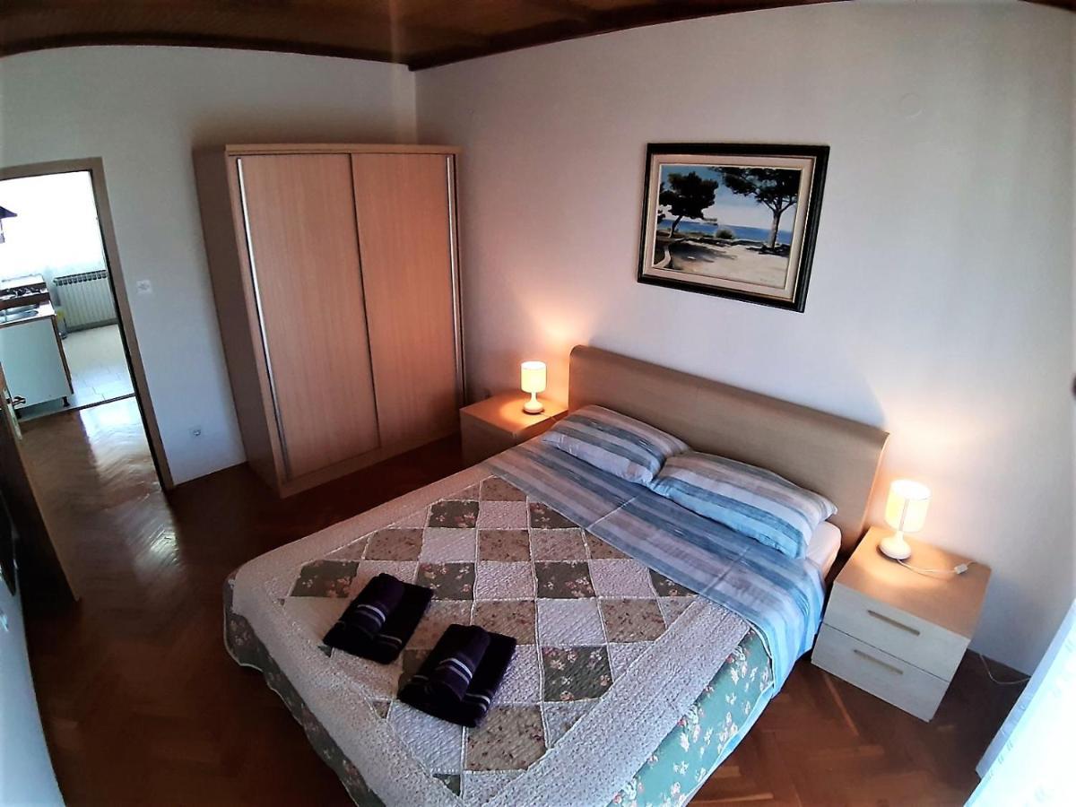 Apt Mirella Apartment โรวีน ภายนอก รูปภาพ