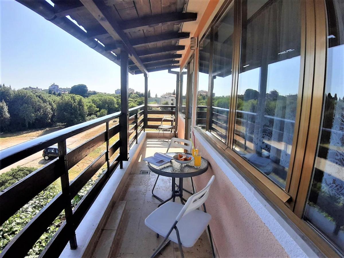 Apt Mirella Apartment โรวีน ภายนอก รูปภาพ