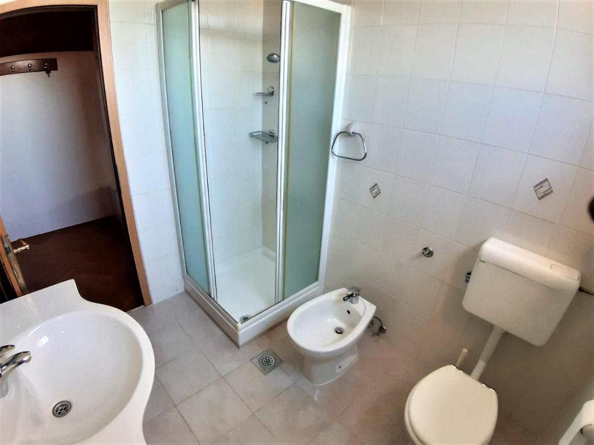 Apt Mirella Apartment โรวีน ภายนอก รูปภาพ